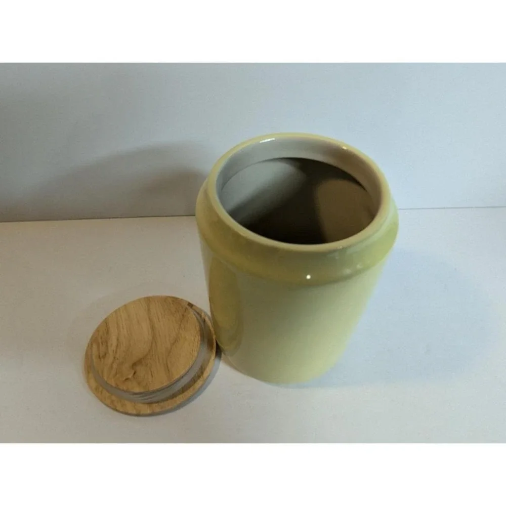 The Old Pottery Company‎ Bee Canister